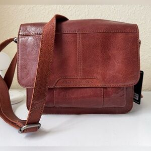 Spikes & Sparrow Rich Brandy Leather Messenger Bag, 🦋